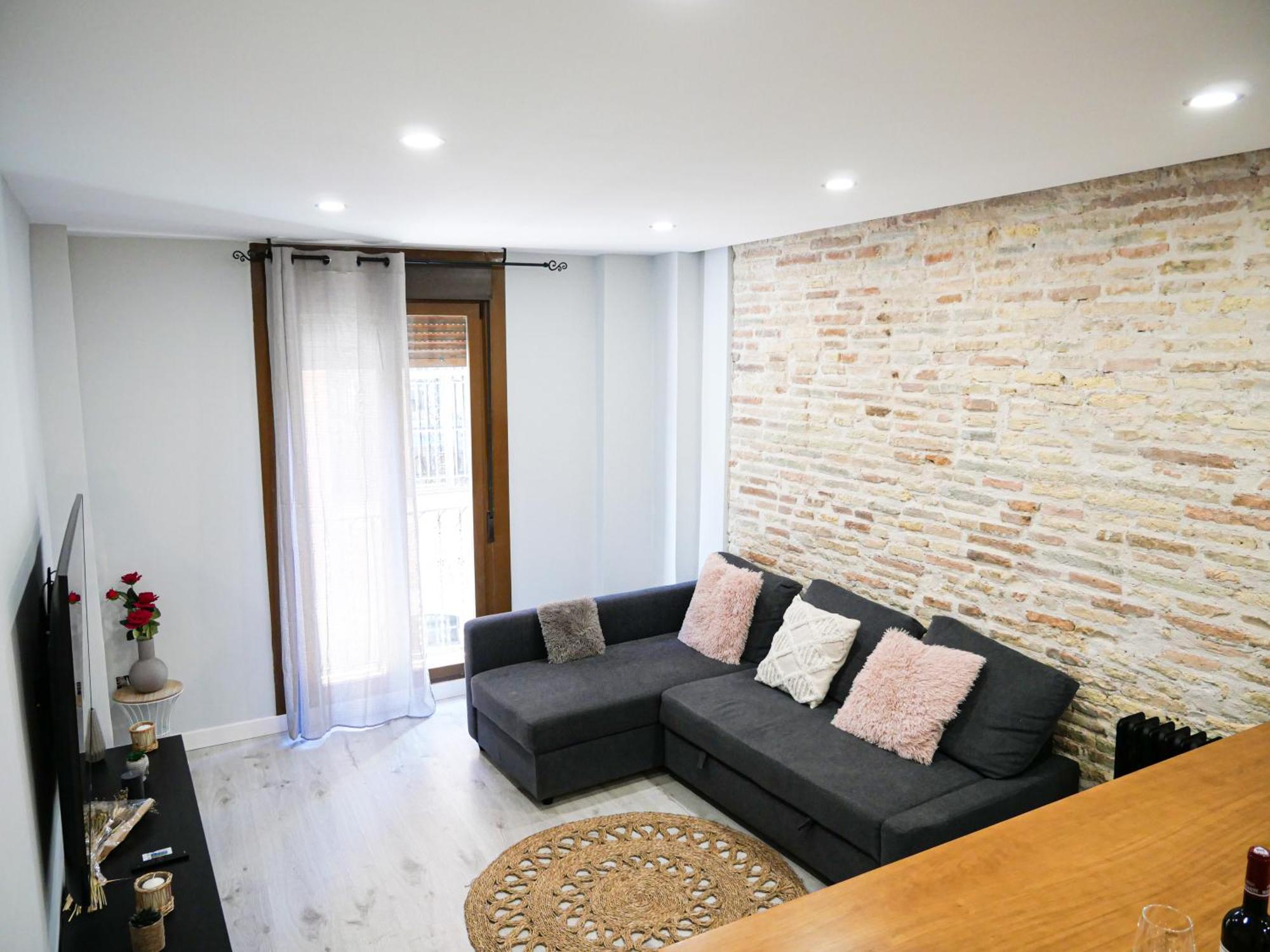 Espacioso Apartamento En El Centro De Pamplona Esterno foto